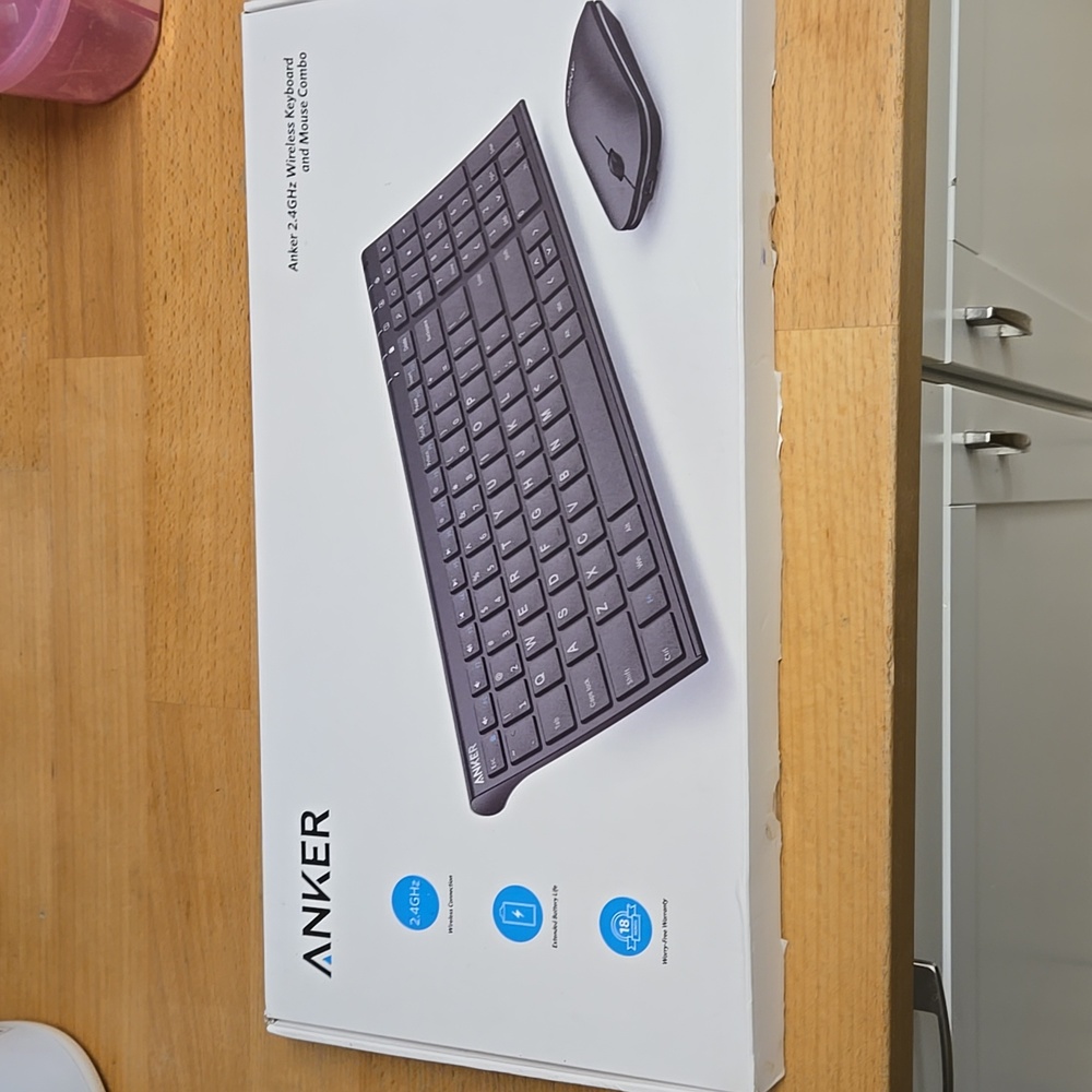 ANKER WIRELESS KEYBOARD